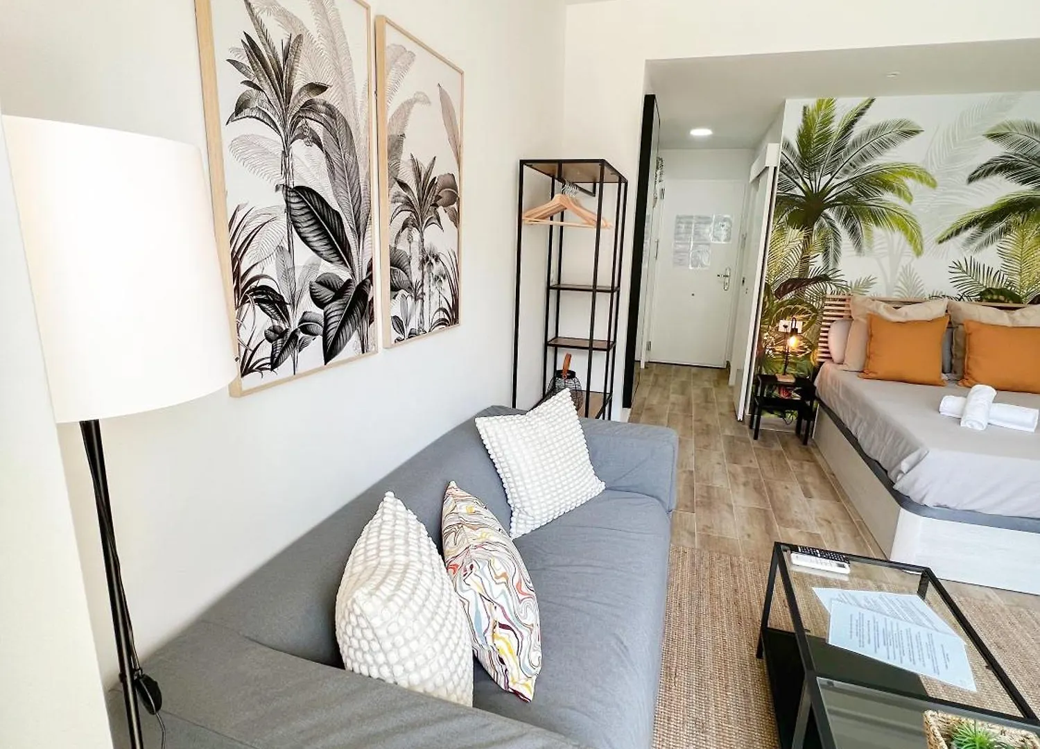 Bright Studio Plaza Andalucia Torremolinos Apartment