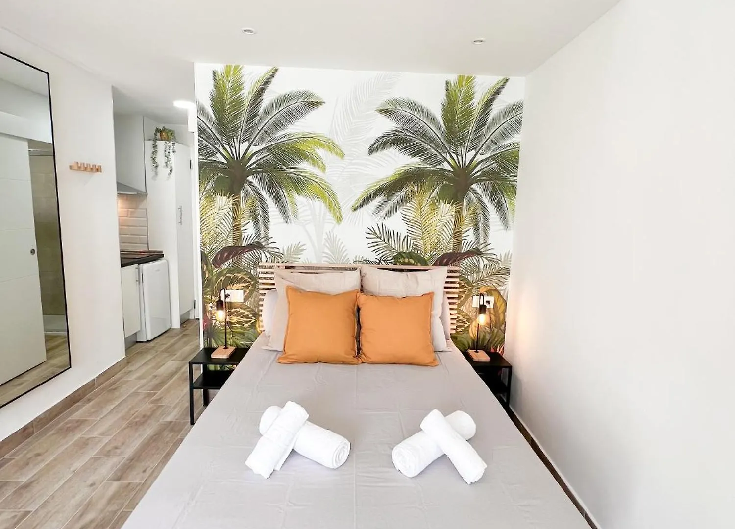 Bright Studio Plaza Andalucia Torremolinos Apartment